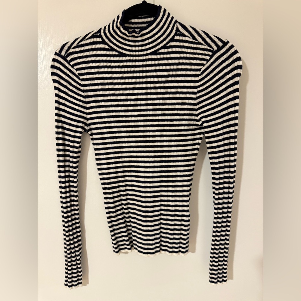 Abercrombie & Fitch Navy and White Striped Ribbed Long Sleeve Top